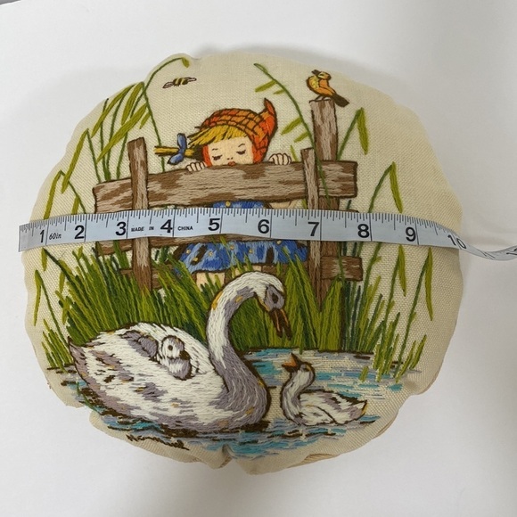 Vintage 60's/70's Fully Embroidered Mini Accent Pillow "Girl by the Duck Pond" - Picture 10 of 11
